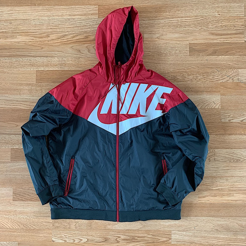Men’s Nike windrunner jacket